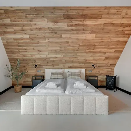 Comfort Marina Granaria *
